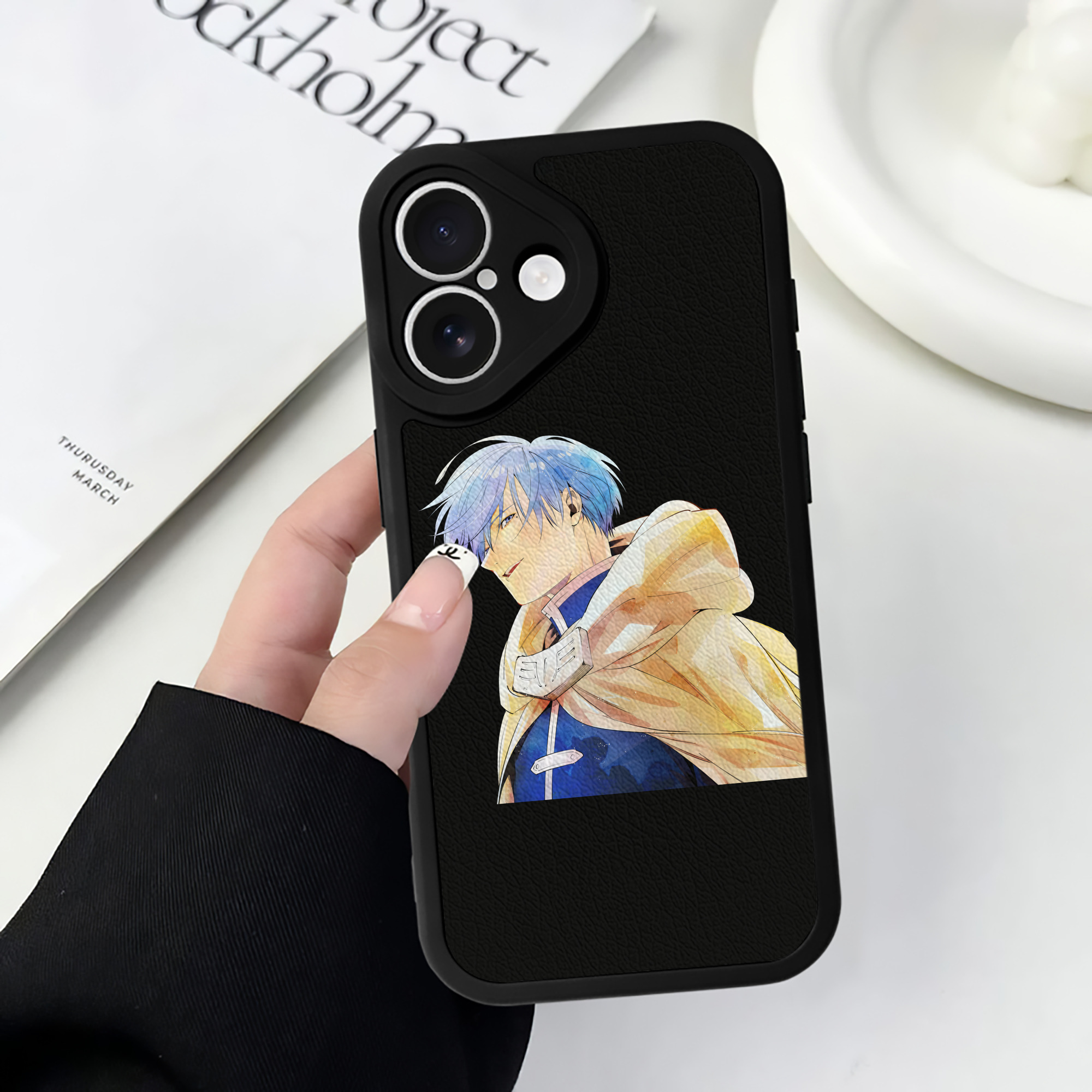 （画像用） 葬送のフリーレン Frieren 【iPhone 16シリーズ対応】シリコンスマホケース（レザー調） 材質：シリコン